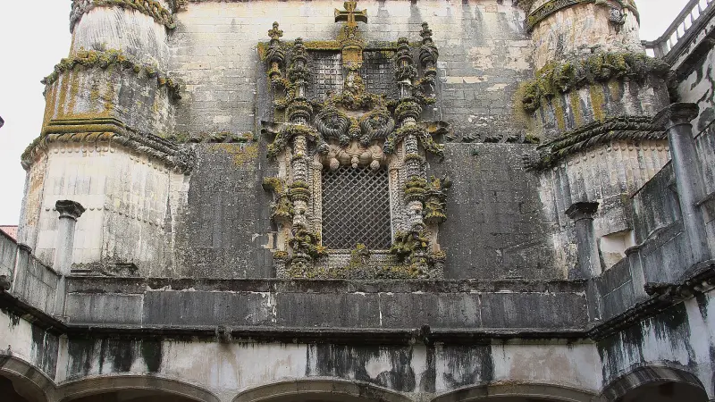 Janela do Capítulo do Convento de Cristo, com decoração manuelina