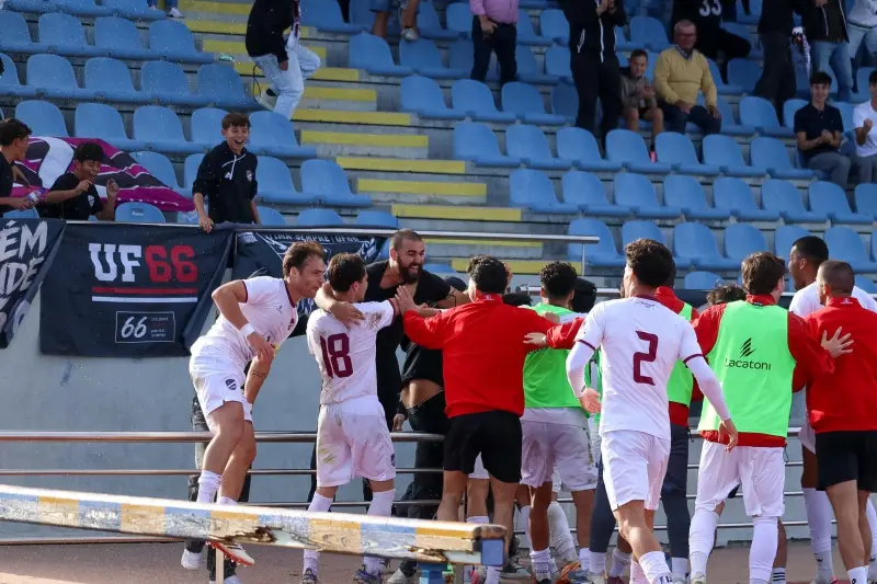 Imagem que acompanha a notícia «FUTEBOL - Fátima escreve história na Taça de Portugal e foi ‘tomba-gigantes’ diante do Ac. Viseu!» (Rádio Hertz)