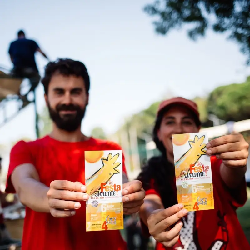 Imagem que acompanha a notícia «ATUALIDADE - Lopes-Graça será homenageado na Festa do Avante. PCP nabantino realiza excursão a 5 de Setembro» (Rádio Hertz)