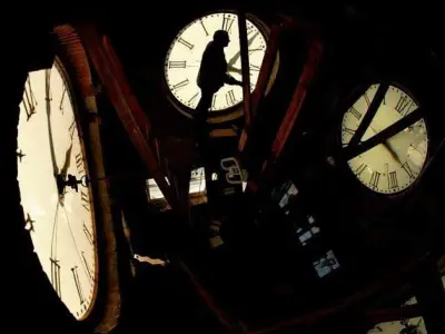 Imagem que acompanha a notícia «Portugal muda para a hora de inverno no domingo e relógios atrasam 60 minutos» (mediotejo.net)