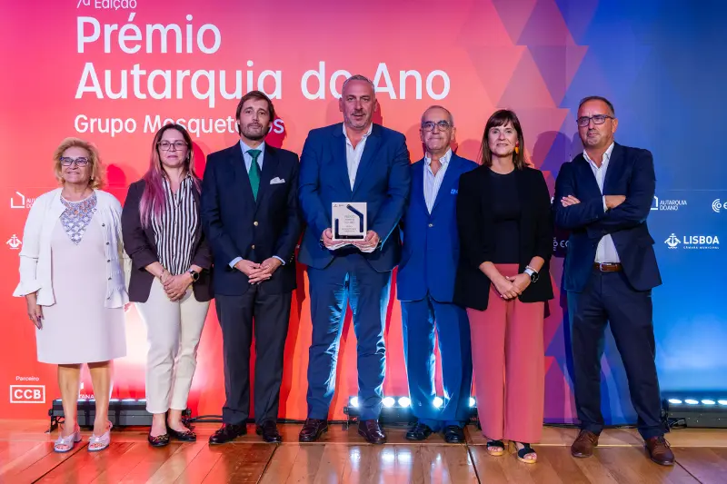 Imagem que acompanha a notícia «SERTÃ - Prémio Autarquia do Ano distingue Maratona de Leitura» (Rádio Hertz)
