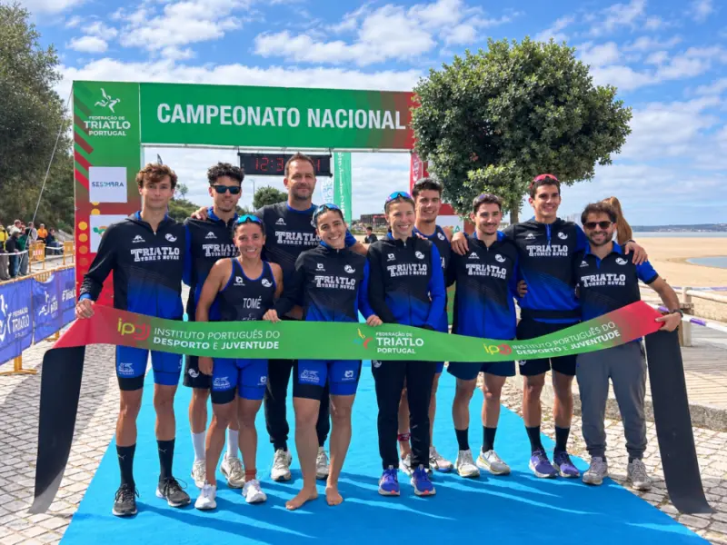 Imagem que acompanha a notícia «Torres Novas | CNTN sagra-se hexacampeão masculino e bicampeão feminino de triatlo» (MedioTejo.net)
