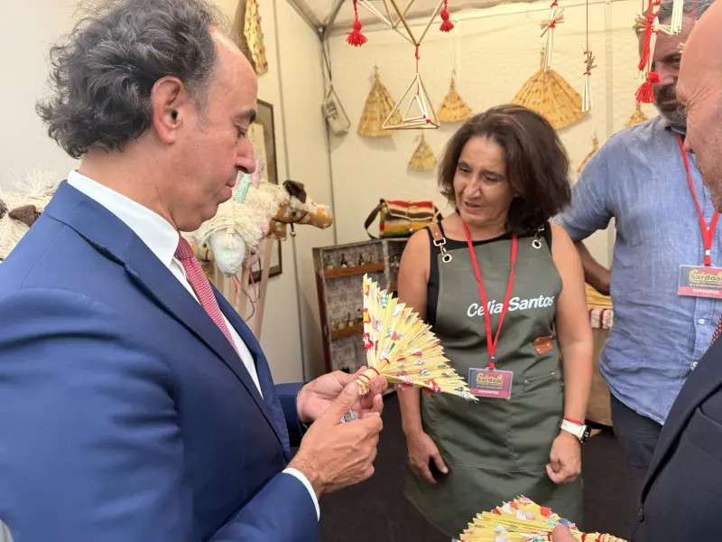 Imagem que acompanha a notícia «Leques de palha e malas artesanais: Célia e Rui recuperam tradições do Sardoal» (mediotejo.net)