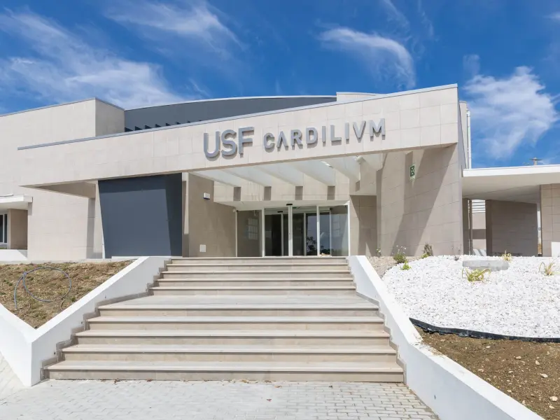 Imagem que acompanha a notícia «Nova USF em Torres Novas concluída e com entrega prevista para outubro» (mediotejo.net)