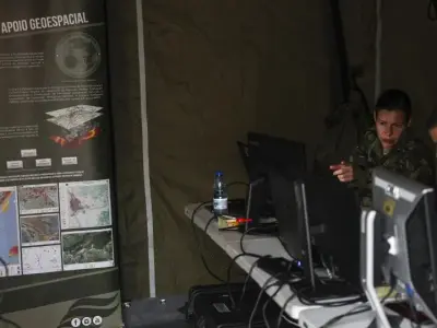 Imagem que acompanha a notícia «Exército cria rede móvel 4G/5G de 587 mil euros para garantir comunicações em catástrofes» (mediotejo.net)