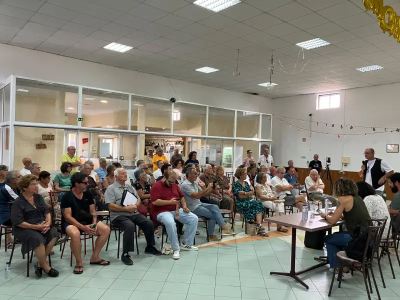 Imagem que acompanha a notícia «Sessão em Árgea juntou população contra instalação de unidade de biometano» (mediotejo.net)