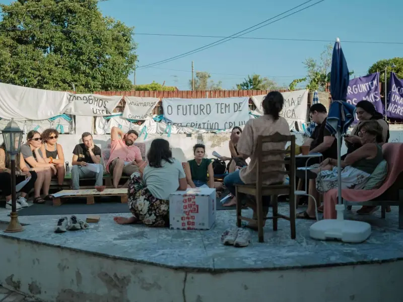 Imagem que acompanha a notícia «Além Mundus abre “casa própria” em Bioucas para criar, pensar e aproximar cultura da comunidade» (mediotejo.net)