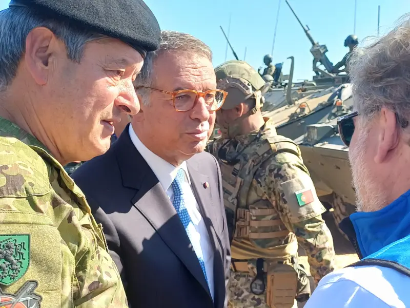 Imagem que acompanha a notícia «Chefe de Estado destaca tecnologias militares de duplo uso para defesa e proteção das populações» (mediotejo.net)