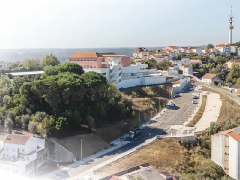 Imagem que acompanha a notícia «Nova alameda em Abrantes perpetua memória de Eurico Heitor Consciência» (mediotejo.net)