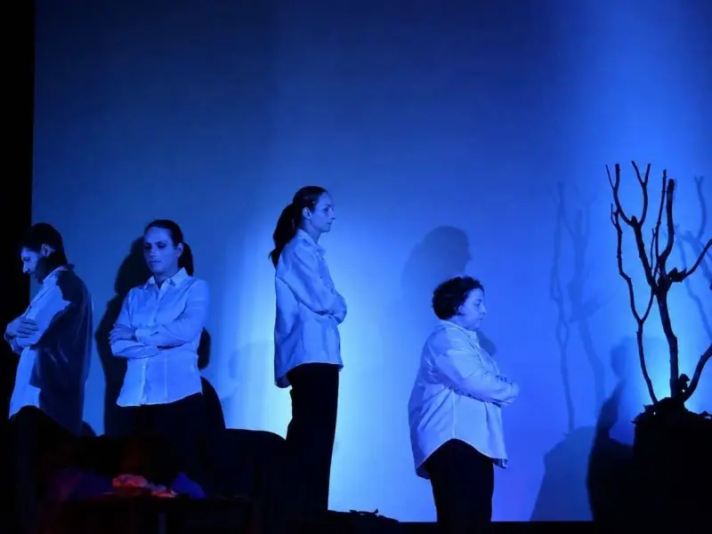 Imagem que acompanha a notícia «Abrantes | Mostra de Teatro regressa com “A Revolução das Estátuas”» (mediotejo.net)