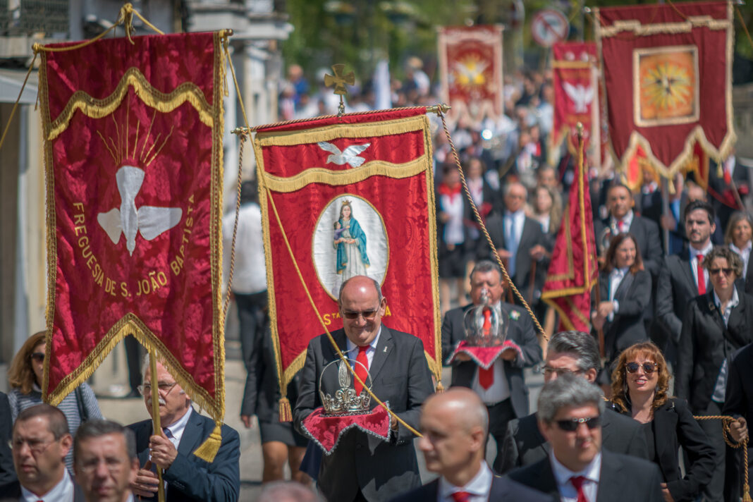 mordomo-da-festa-dos-tabuleiros-cancela-saida-das-coroas-anunciada-para-domingo