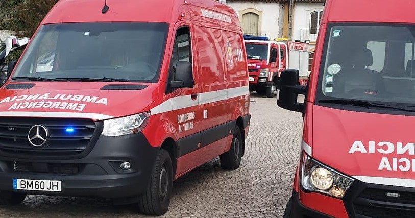 tomar-–-bombeiros-resgatam-homem,-em-estado-grave,-de-habitacao-situada-em-casal-da-estrada