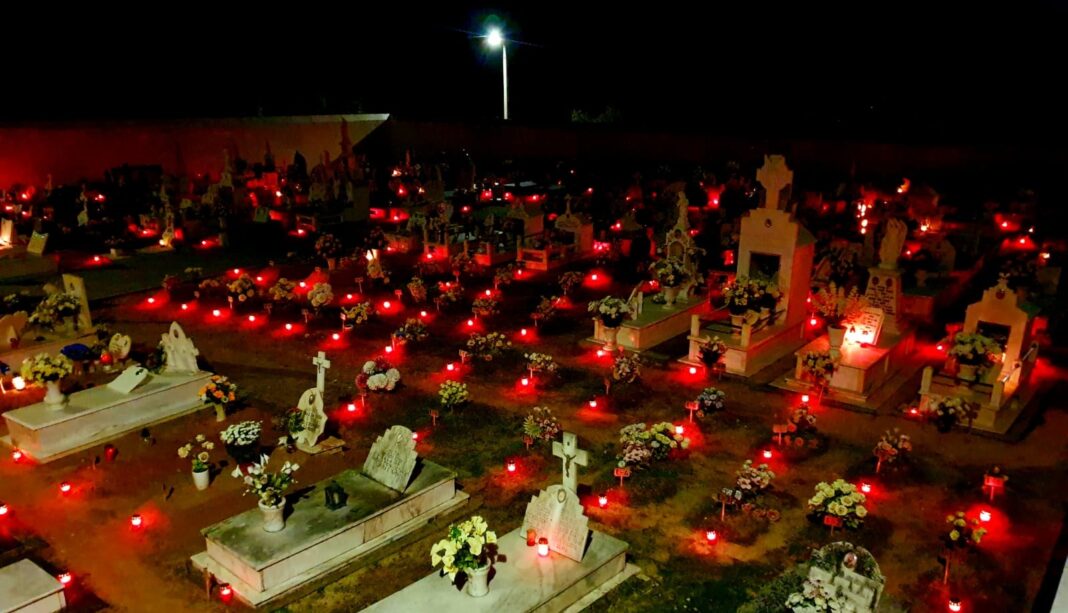 freguesia-de-ulme-volta-a-colocar-velas-nas-campas-dos-cemiterios