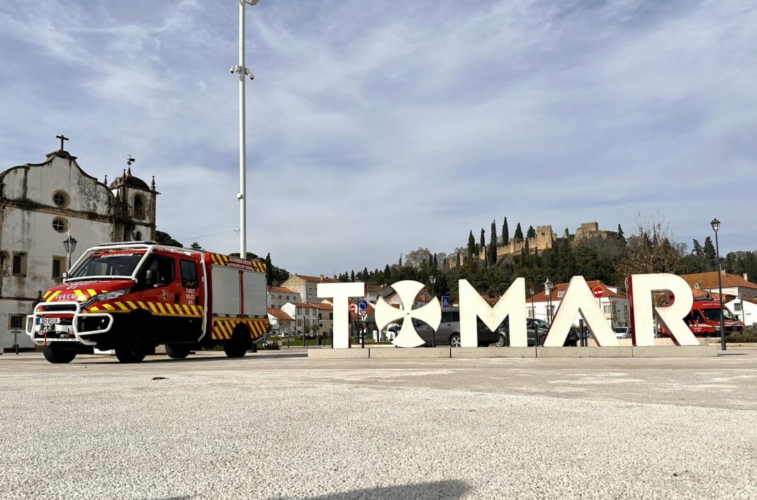 tomar-–-camara-avanca-para-atribuicao-de-«alguns-apoios-extra»-aos-bombeiros-voluntarios