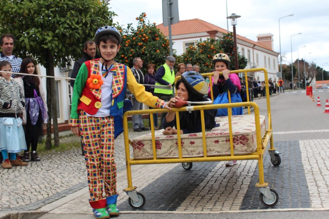 desfile-de-carnaval-e-corrida-de-camas-com-inscricoes-abertas