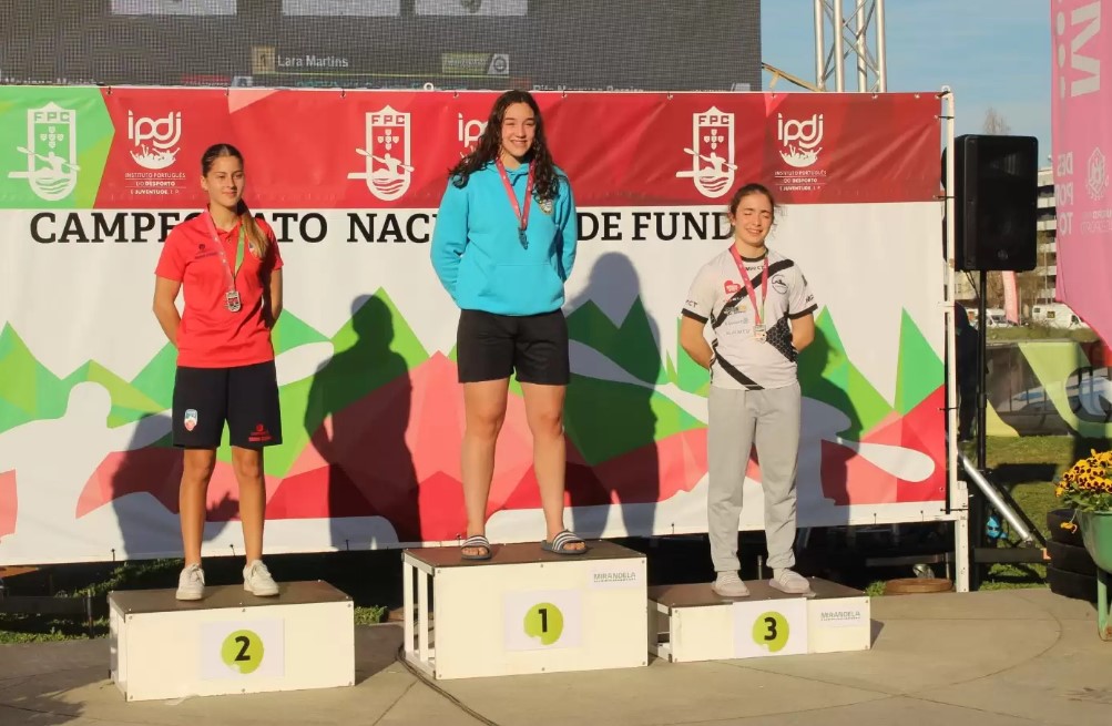 canoagem-–-lara-martins-(clube-nautico-barquinhense)-sagrou-se-campea-nacional!