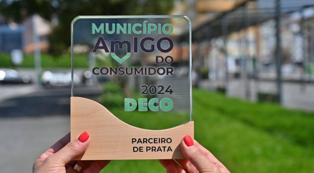 entroncamento-distinguido-pela-deco-por-25-anos-de-apoio-ao-consumidor