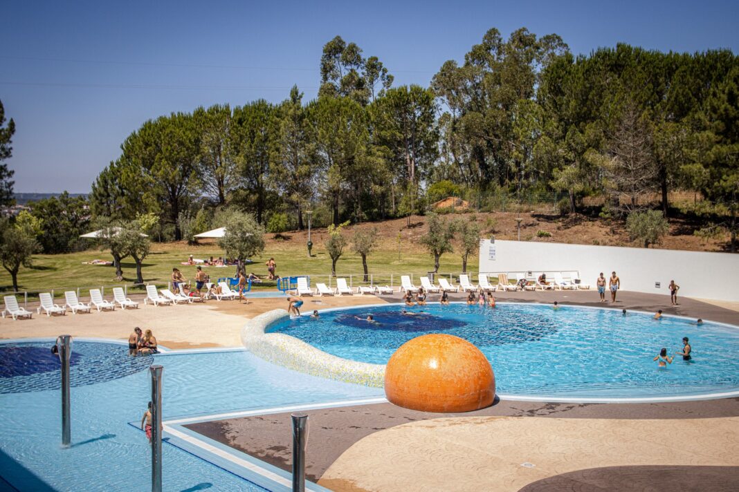 abrantes-–-piscina-de-ar-livre-abre-portas-depois-de-amanha