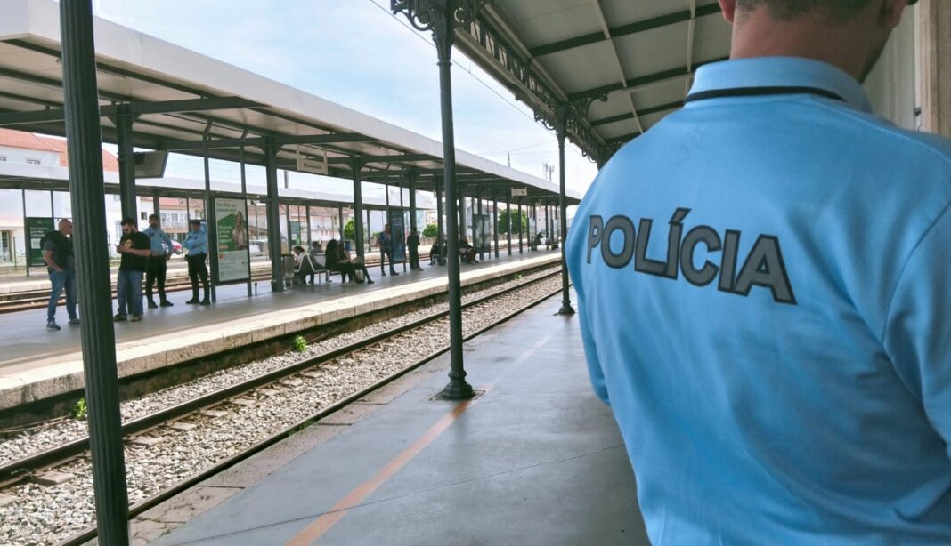 entroncamento-|-operacao-da-psp-com-cinco-detidos-e-dezenas-de-contraordenacoes