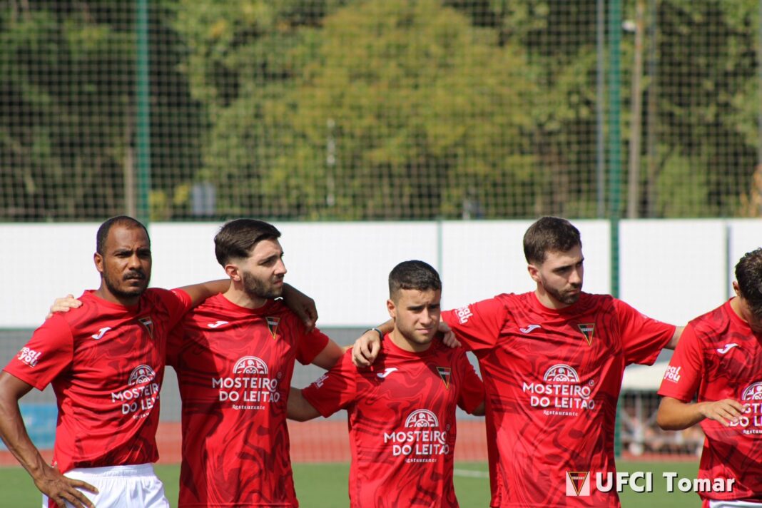 futebol-–-1a-distrital-u.-tomar-recebe-abrantes-e-benfica-no-arranque-do-campeonato