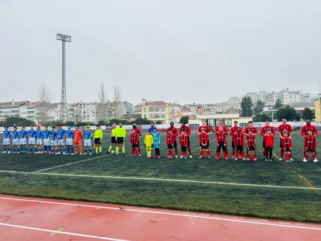 futebol-–-1a-distrital-u.-tomar-goleia-tramagal…-e-macao-recupera-lideranca 