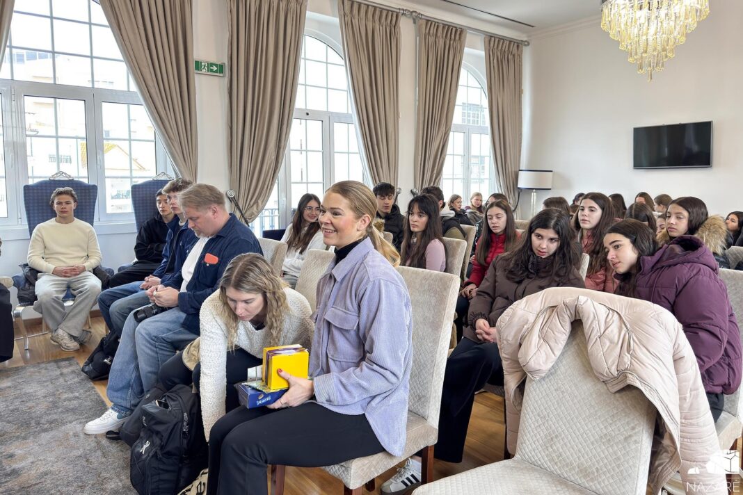 nazare-–-municipio-recebeu-alunos-provenientes-de-balaguer-(espanha)-e-helsinquia-(finlandia)