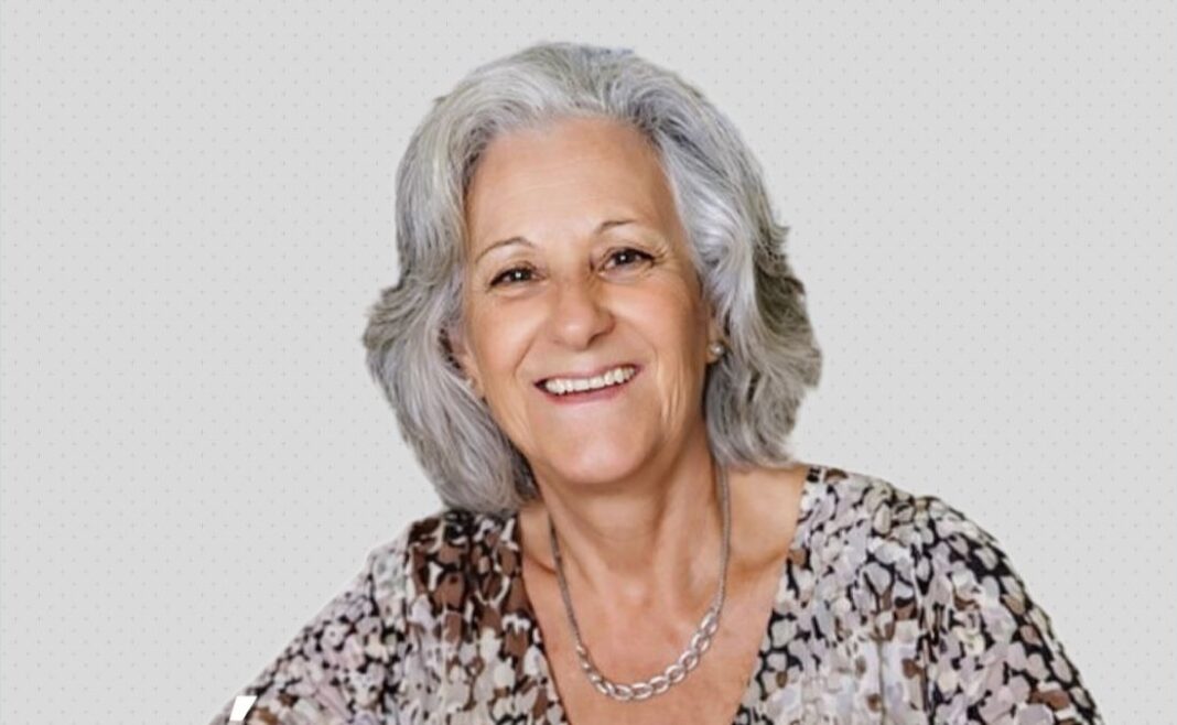 luisa-farinha-apresenta-livro-de-poesia-na-biblioteca-da-serta