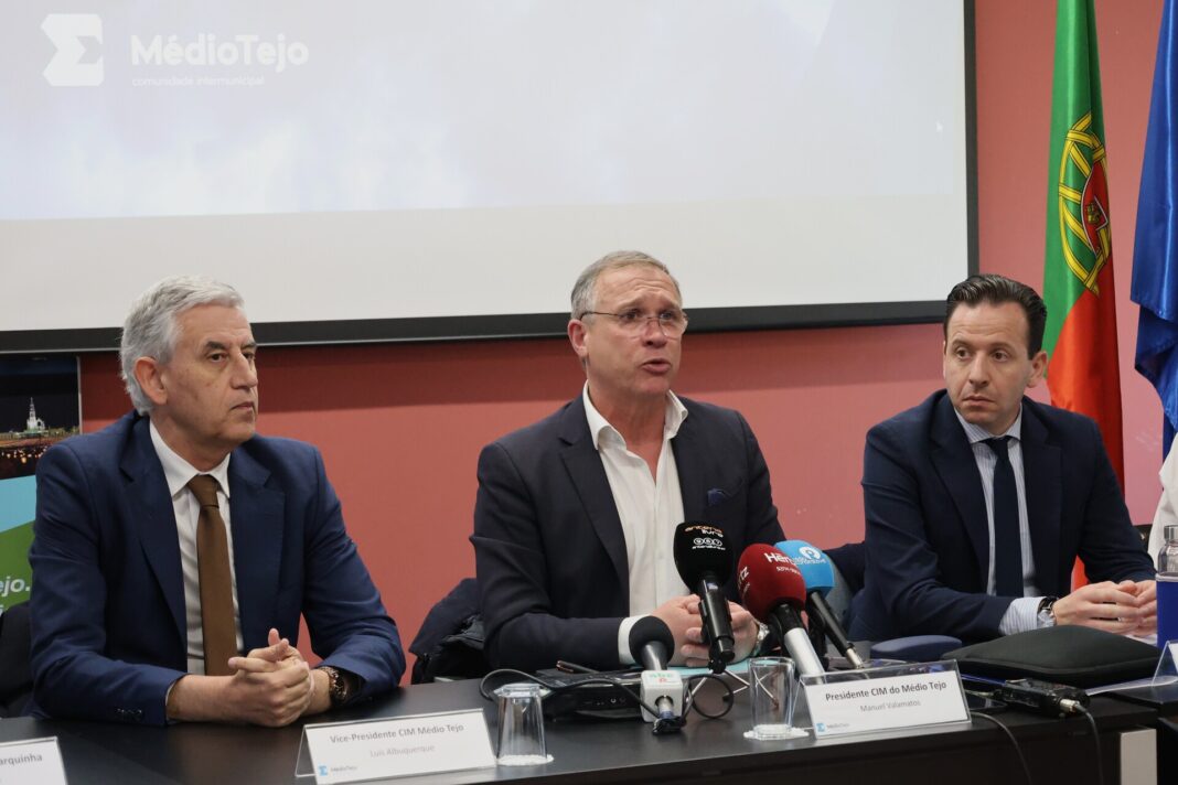 mau-tempo-|-medio-tejo-considera-“injustas”-declaracoes-de-ministro-sobre-atrasos-nos-apoios-(c/audio)