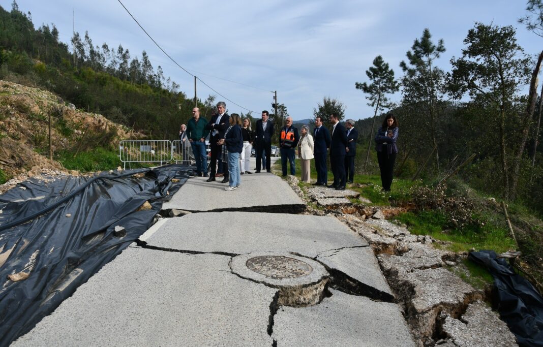 mau-tempo-|-secretario-de-estado-do-turismo-avalia-“graves-danos”-em-ferreira-do-zezere