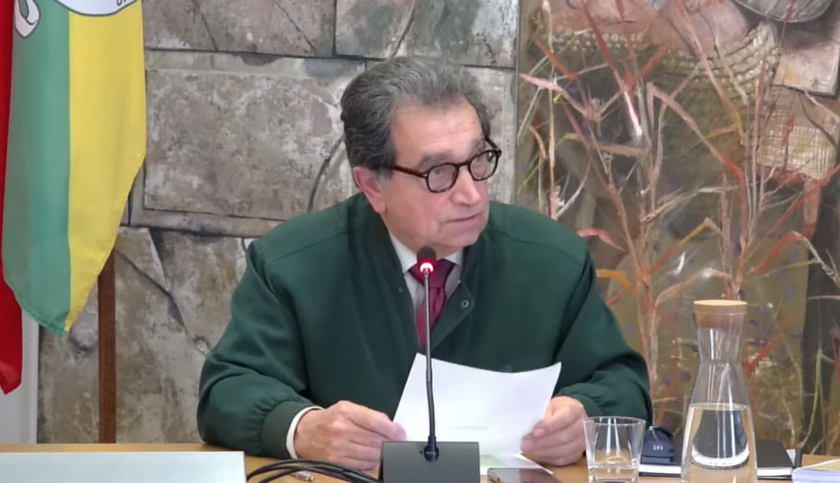 vereador-do-chega-em-torres-novas-desvincula-se-do-partido-e-passa-a-independente-(c/audio)