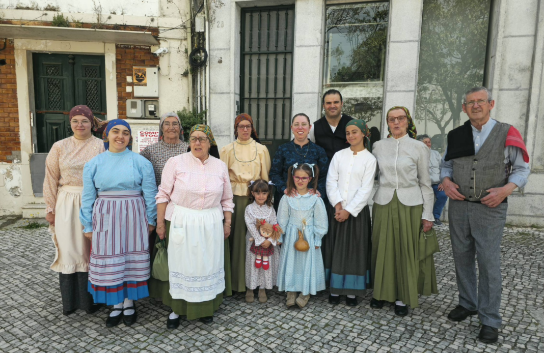 rancho-folclorico-de-torres-novas-reclama-solucao-para-por-fim-a-ensaios-na-rua-(c/audio)