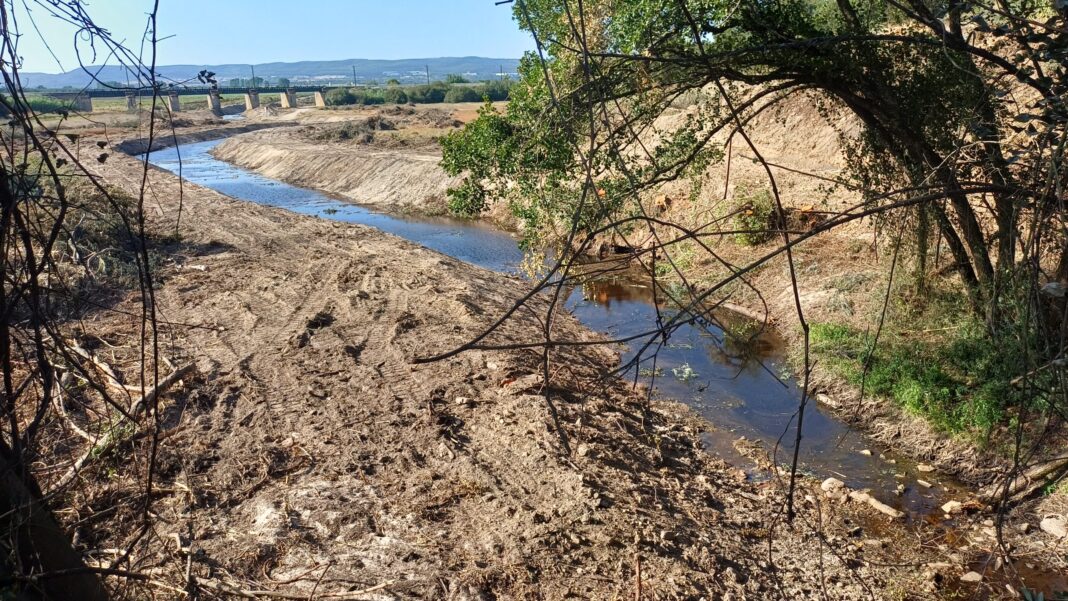 apa-confirma-intervencao-“a-revelia”-na-ribeira-de-alcolobre-e-exige-restauro-da-galeria-ripicola