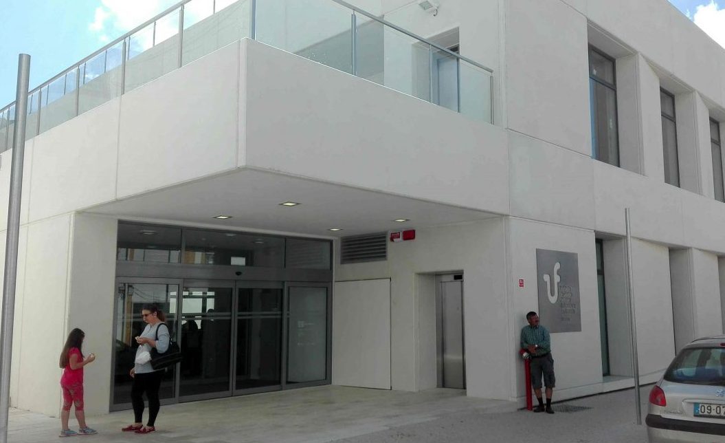 abrantes-canalizou-850-mil-euros-em-dez-anos-para-fixar-medicos-de-familia-(c/audio)