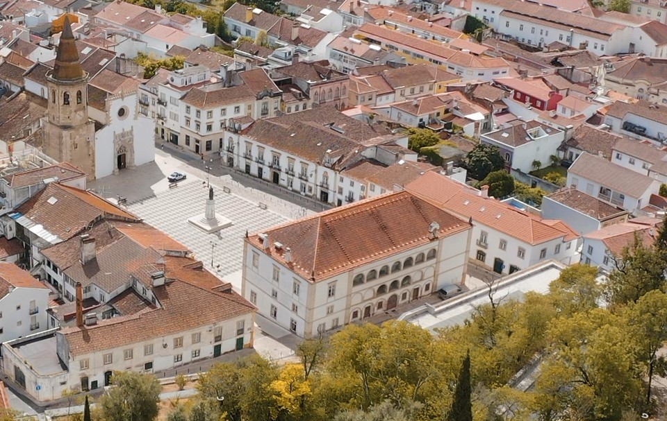 tomar-quer-avancar-com-centro-de-congressos-e-estuda-duas-possiveis-localizacoes-(c/audio)