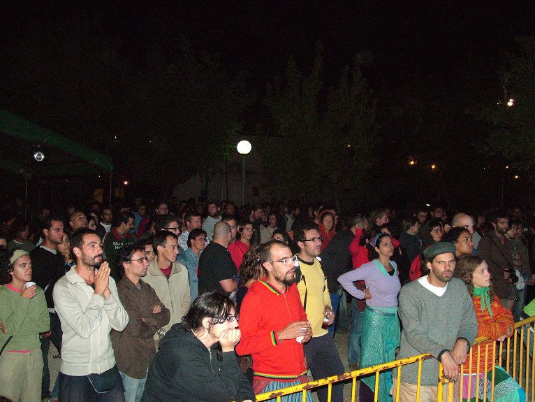 ainda-se-lembra-do-primeiro-festival-bons-sons?-veja-como-foi-ha-20-anos-(c/-fotos)