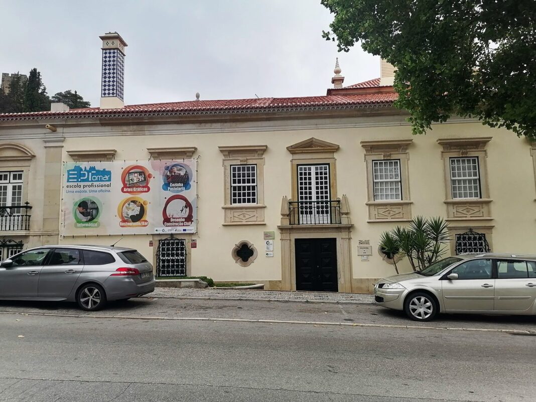 quem-quer-comprar-a-escola-profissional-de-tomar-por-100-mil-euros?